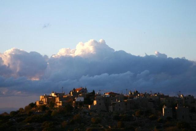 Pyrgos Houses And Restaurant Αυγώνυμα Εξωτερικό φωτογραφία